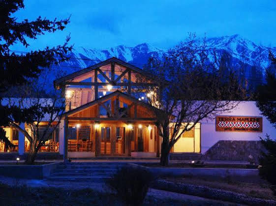 Hotel Tierra Mapuche Esquel Bagian luar foto